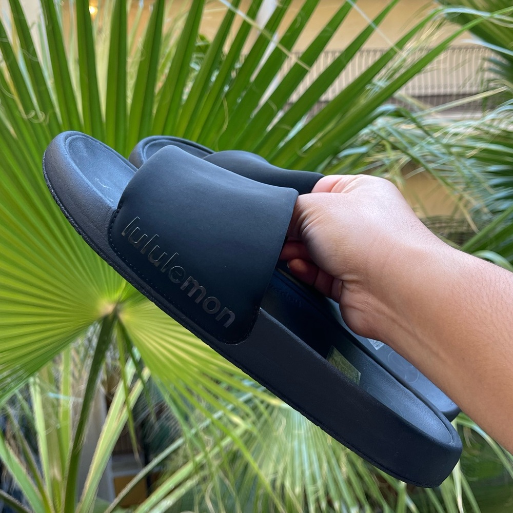 Lululemon Restfeel Slippers | W11/M9.5